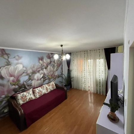 Apartmán Apartament Magnolia, Piata Gorjului- Metrou Bukurešť Exteriér fotografie