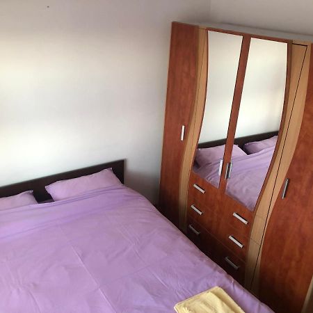 Apartmán Apartament Magnolia, Piata Gorjului- Metrou Bukurešť Exteriér fotografie