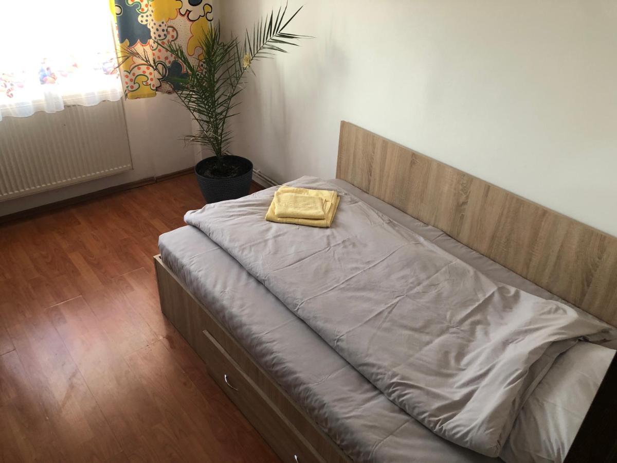 Apartmán Apartament Magnolia, Piata Gorjului- Metrou Bukurešť Exteriér fotografie